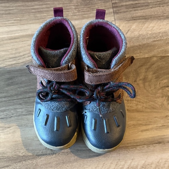 Carter's Other - Carter's Kids Tan and Navy Boots